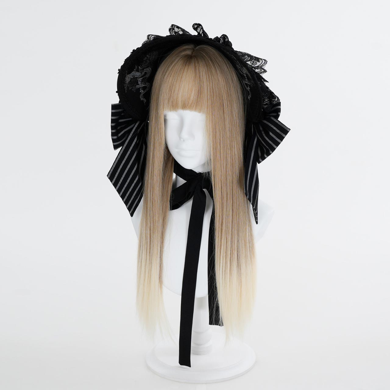 Noble Harpy ボンネット