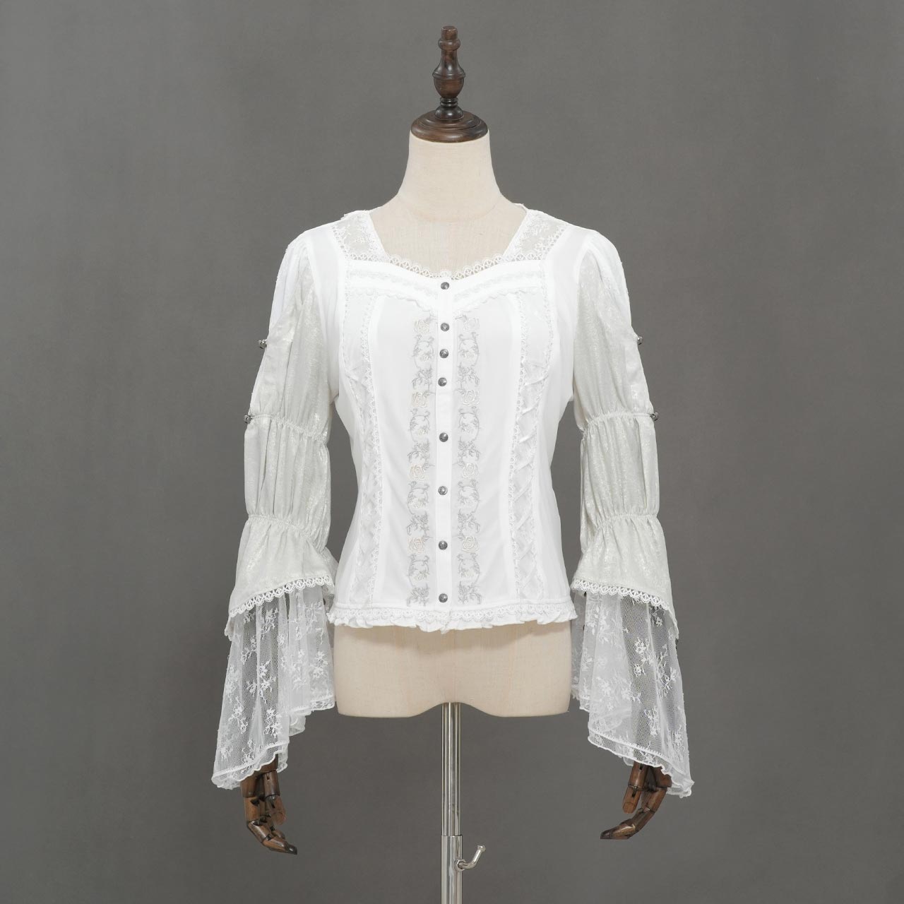 Larme d’Alice 姫袖レースカットソー